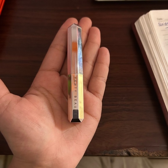 Fenty beauty lipstick - Dragon Mami - Picture 6 of 7